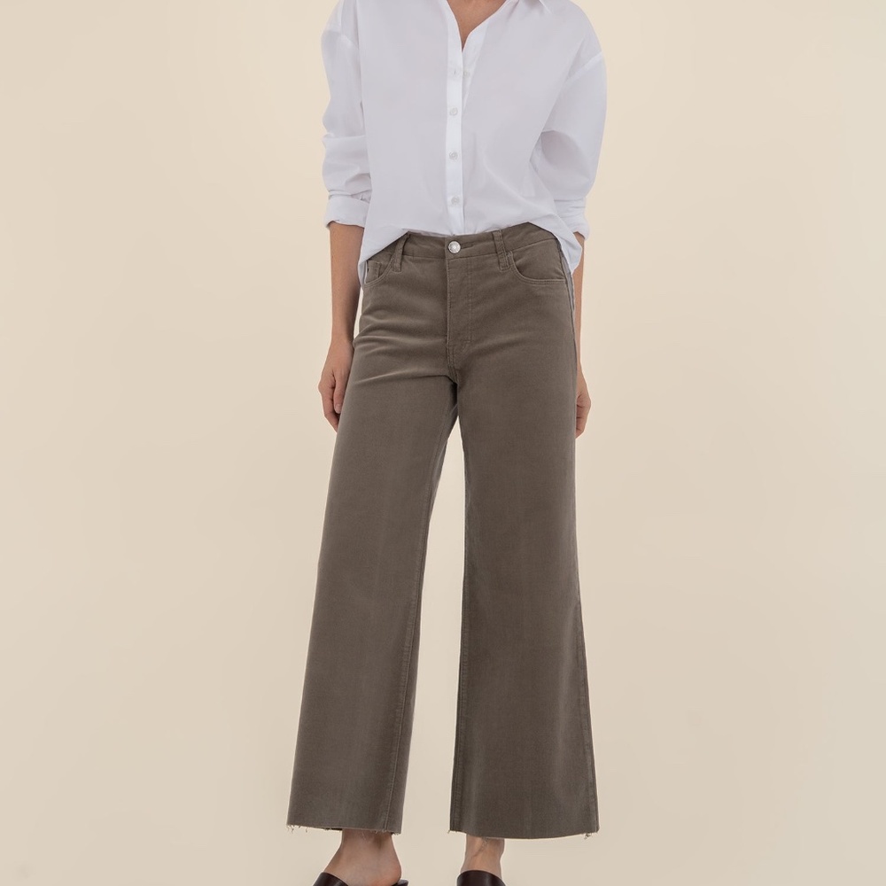Kut from the Kloth Meg Corduroy High Rise Wide Leg Size 22 / Rosemary